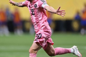 乐鱼体育-转折点里尔战术微调，意大利杯赛后攻防权衡，引发热议，赛季目标并未改变-乐鱼体育