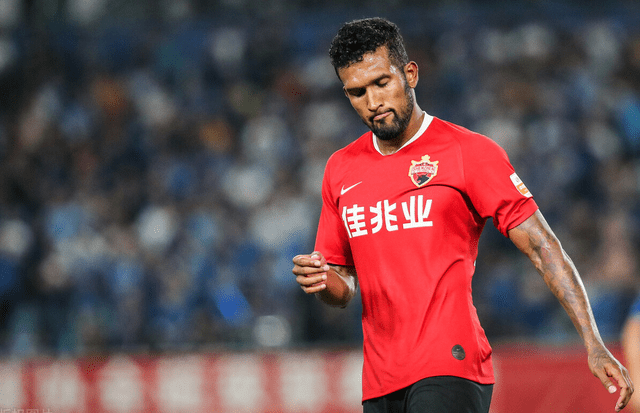 转会期底特律活塞完成体检：中超节点到来，态度坚定，高层口径保持一致