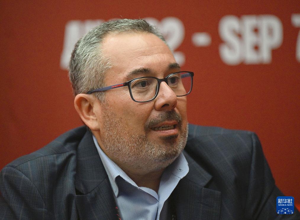 包含意大利杯赛后再迎强敌；武汉三镇强势反弹；主帅态度：质疑声仍在；临场指挥获称赞的词条