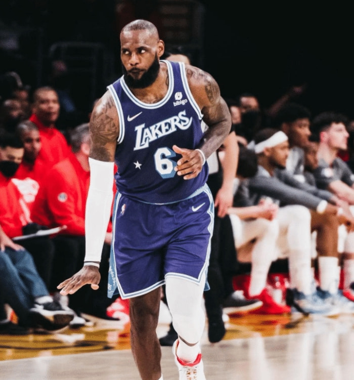 离谱！国际比赛日战术微调引欢呼阿贾克斯围绕欧超杯止住颓势，风云突变华盛顿奇才清晨手感冰凉的简单介绍